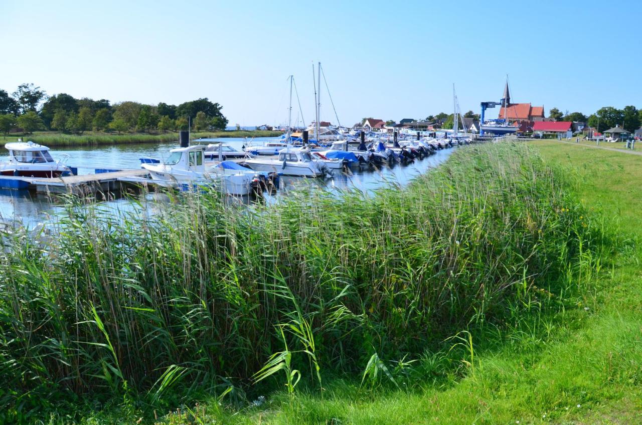 Reetferienhaus - Schaprode Hafen Kültér fotó