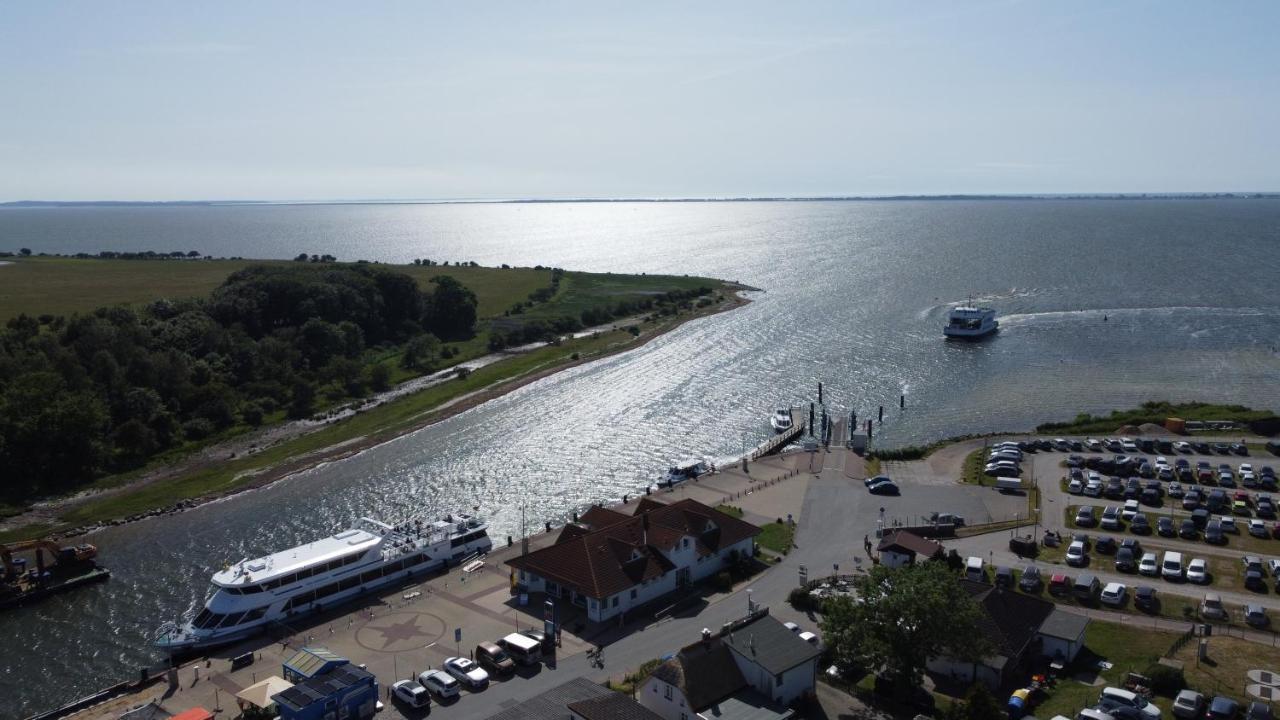 Reetferienhaus - Schaprode Hafen Kültér fotó